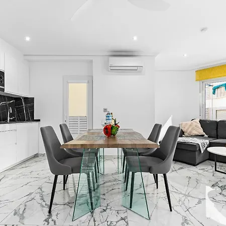 Apolo luxury -seaside modern apartment Apartamento *